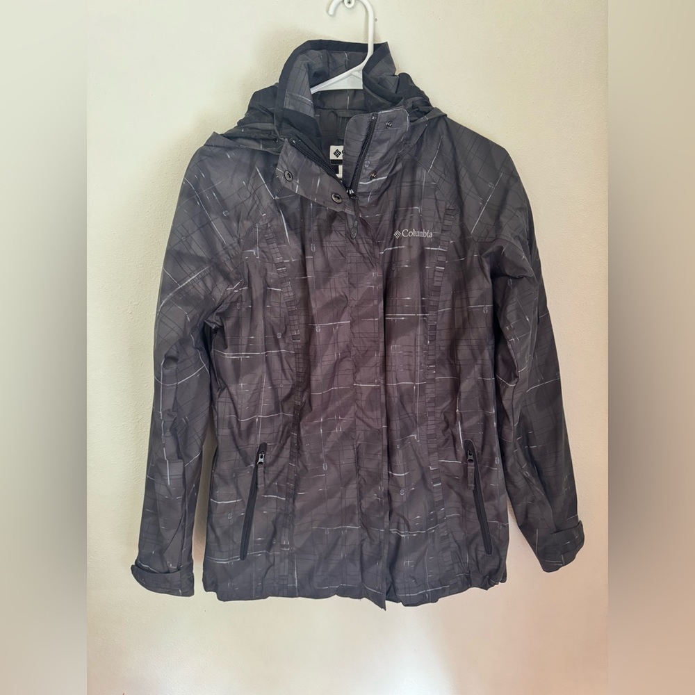 Columbia Women's Black charcoal‎  Interchange Jacket gorpcore